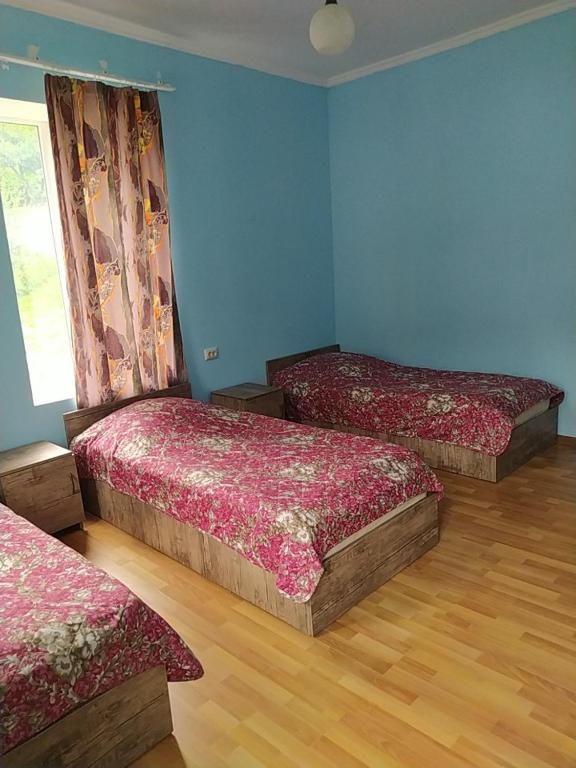 Llit o llits en una habitació de Barbara