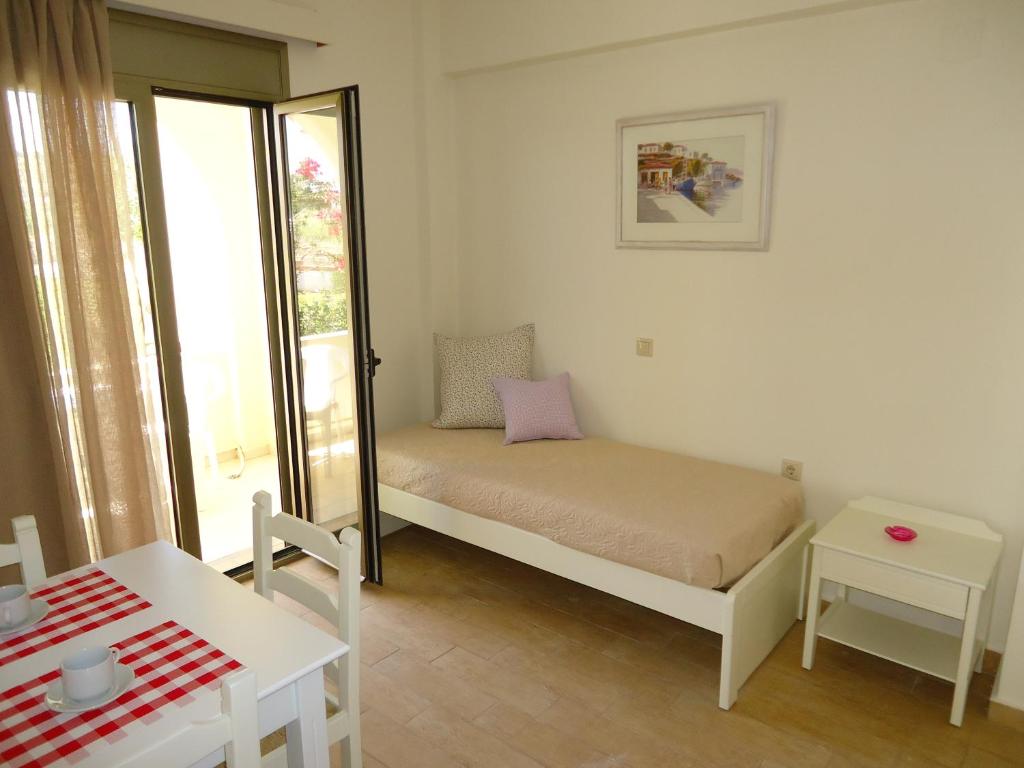 Almyra Apartments & Suites - Студия