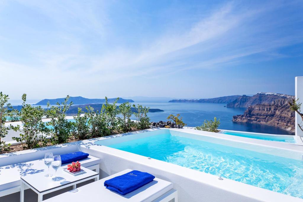 Alti Santorini Suites - Caldera View - 1