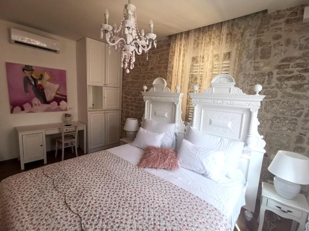 L&L Rooms Royal - 10