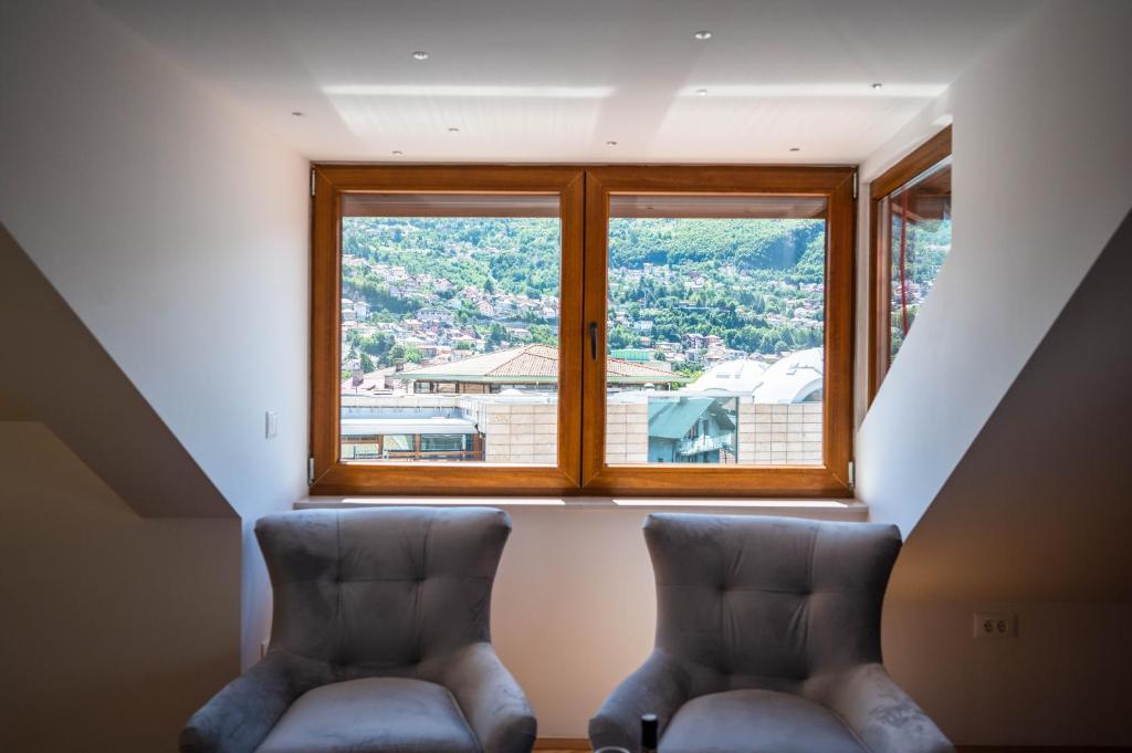 Avila Apartments - Two-Bedroom Apartment