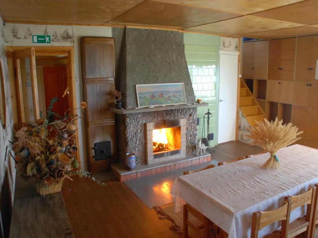 Karineeme Holiday House - Cottage