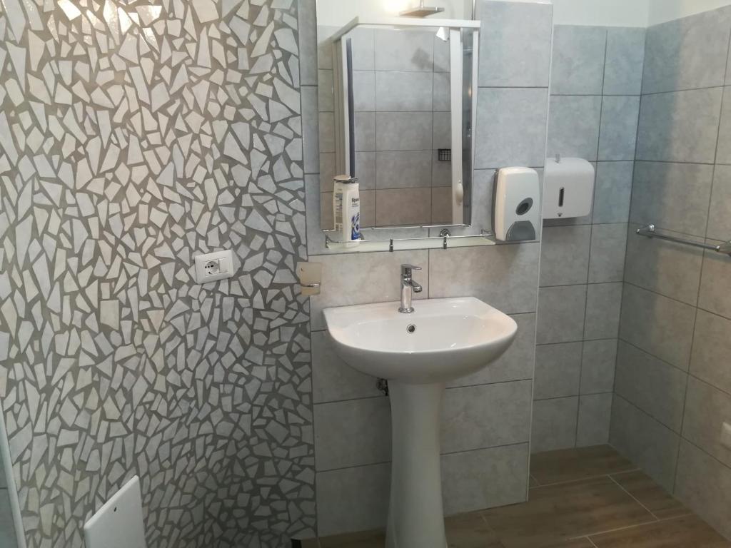 Łazienka w obiekcie Affittacamere Sos Ninnitteddos