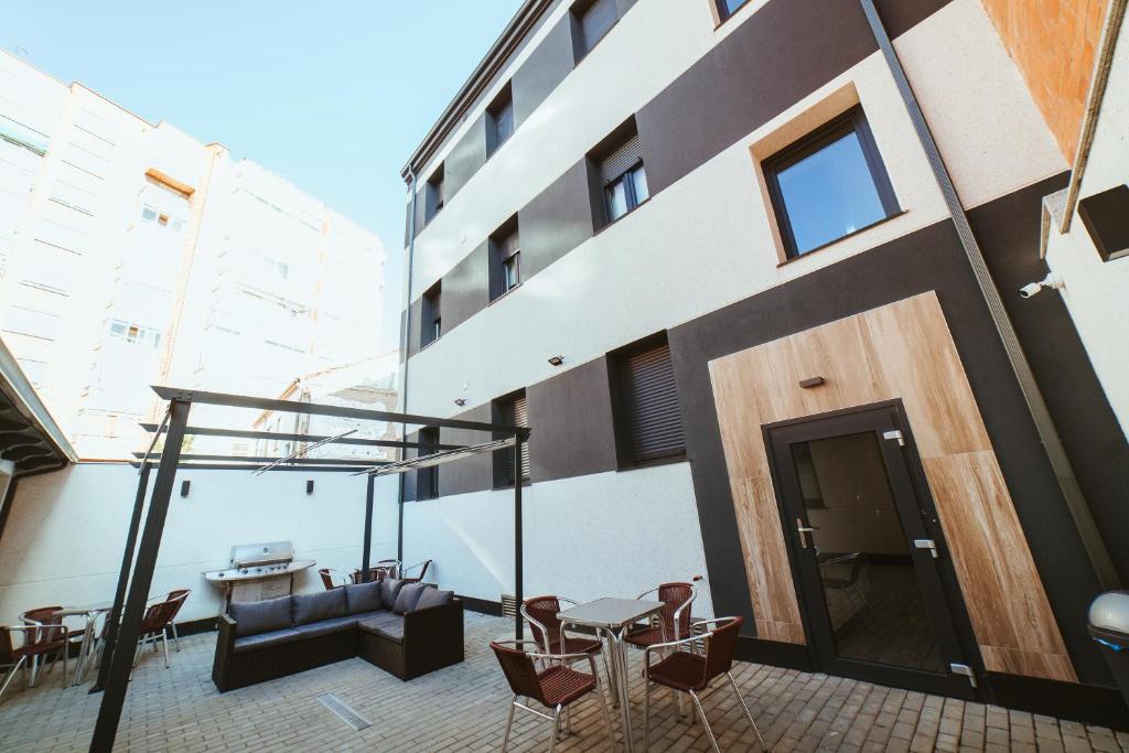 Apartamentos MK77 León - Palomera, León – Bijgewerkte prijzen ...