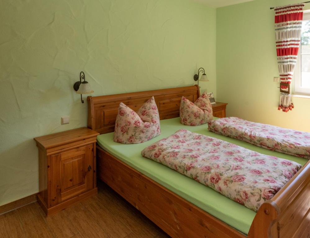 Postel nebo postele na pokoji v ubytování Steffi´s Spreewald Träume