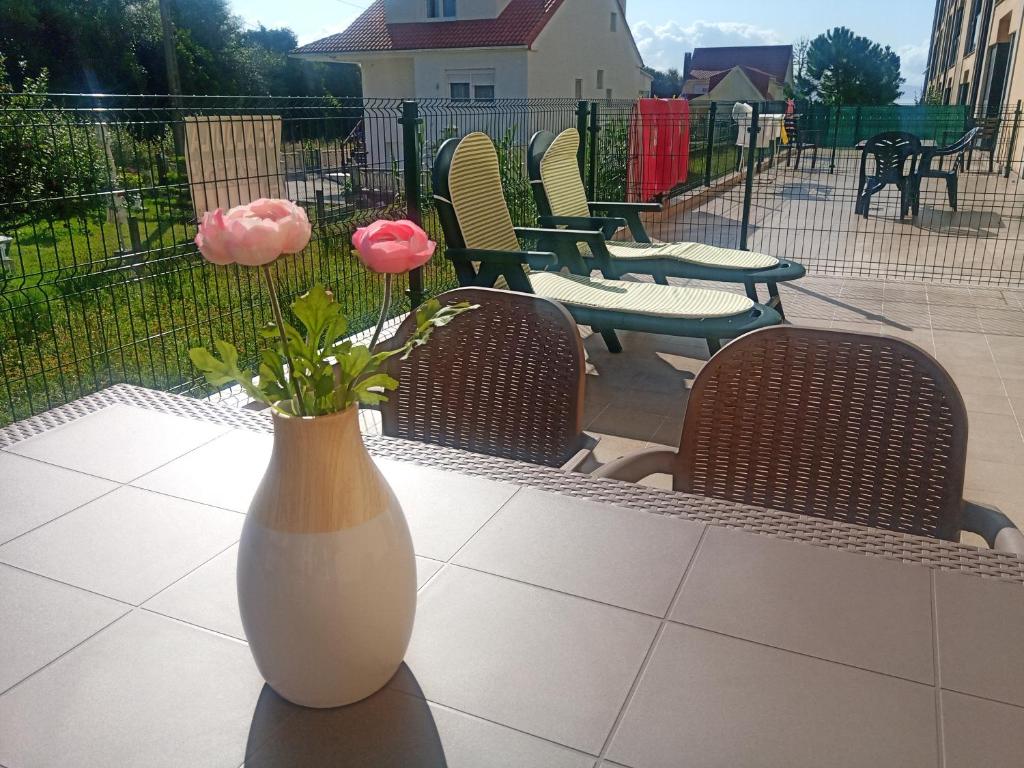 Patio alebo iná vonkajšia časť ubytovania Primera Linea PLAYA LANGOSTEIRA FINISTERRE