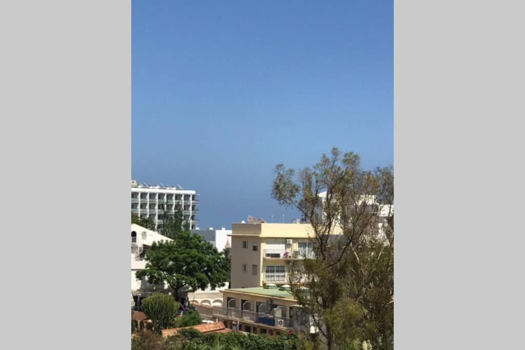 The building in which Az apartmant is located