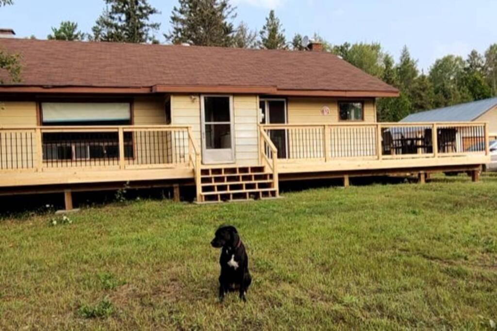 Michaels Bay Getaway on Manitoulin Island, South Baymouth (updated prices 2024)