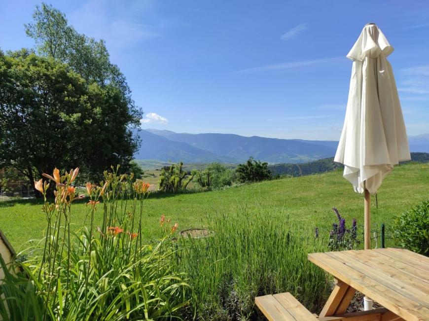 O grădină în afara Font-Romeu La Plane Sud - vue panoramique