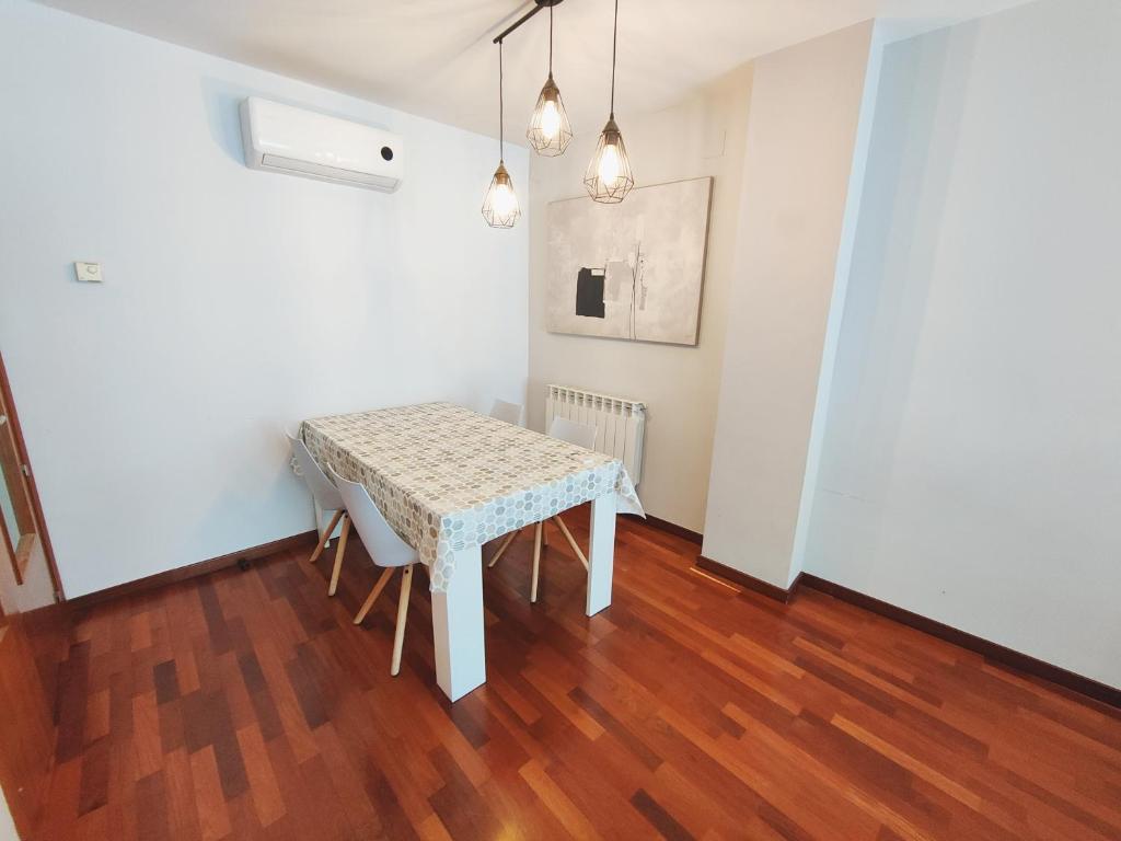 Fotografie z fotogalerie ubytování Agora Apartments v destinaci Lleida