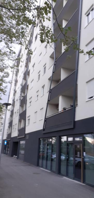Budova, kde se apartmán nachází