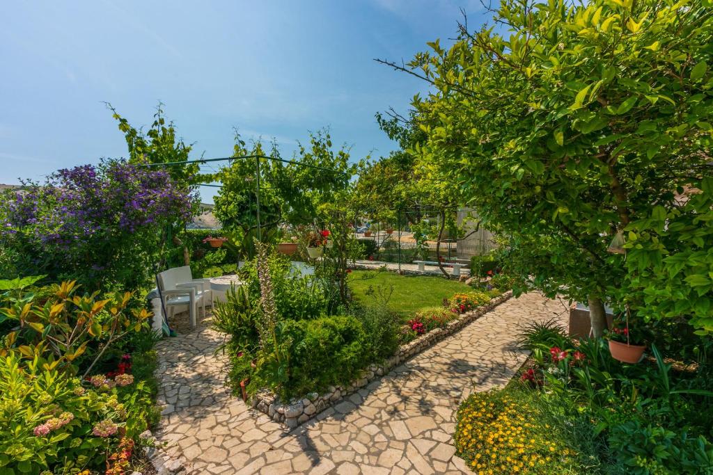 Zahrada ubytování Apartments Lino