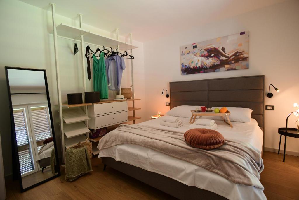 Postel nebo postele na pokoji v ubytování Luxury Apartment Vabriga