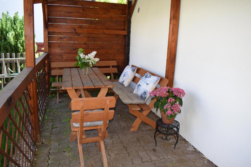 Balkón nebo terasa v ubytování Pension Elbrs