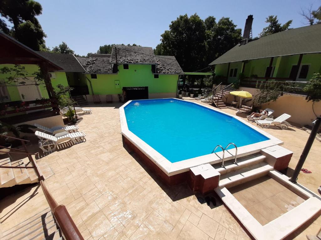Bazén v ubytování Pool and Villa Splav Dunavac nebo v jeho okolí