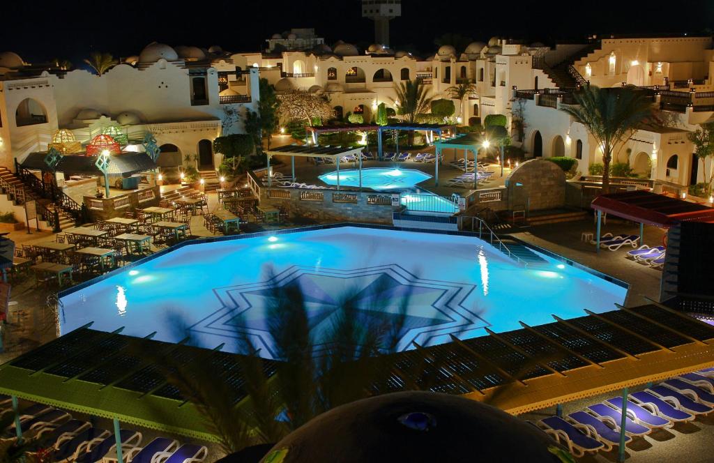 Bazén v ubytování Arabella Azur Resort nebo v jeho okolí