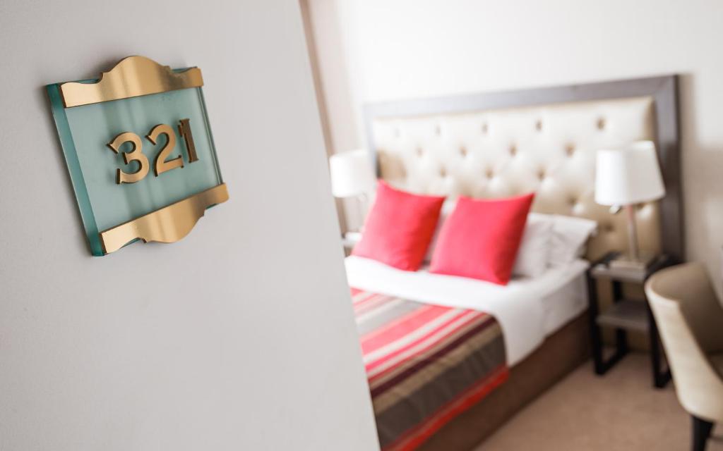 Eiffel Kennedy - Resim 30