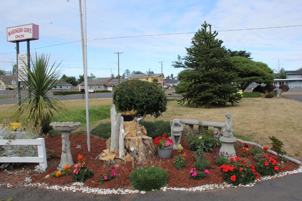 Zahrada ubytování Mariners Cove Inn