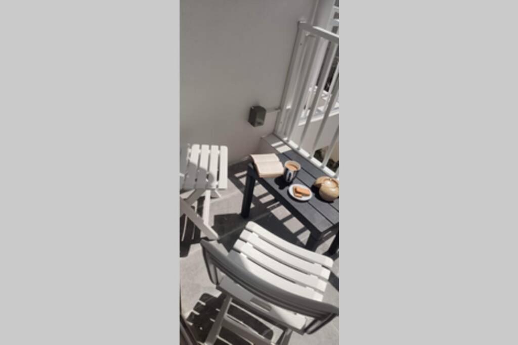 Palestra o centro fitness di REBAK PLACE- A Bright & charming getaway