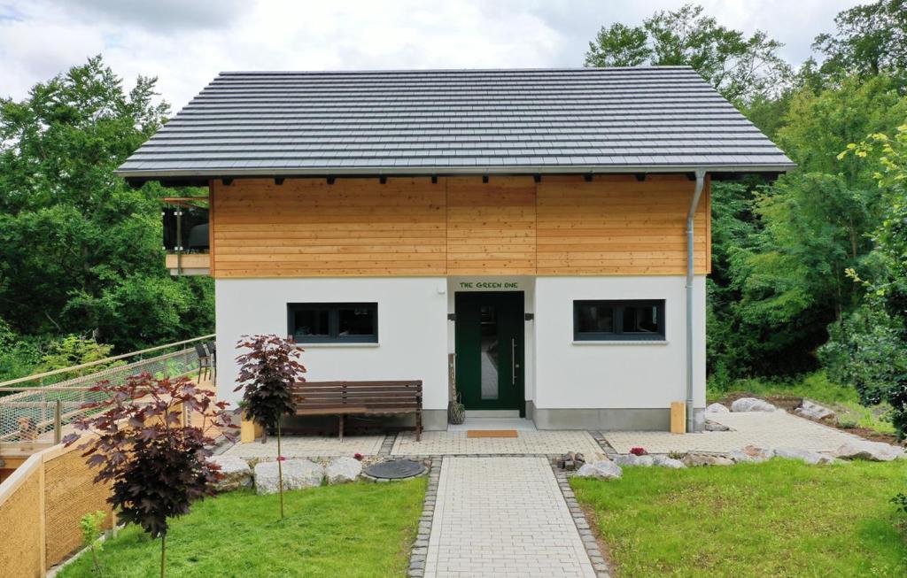 Budova, kde se prázdninový dům nachází