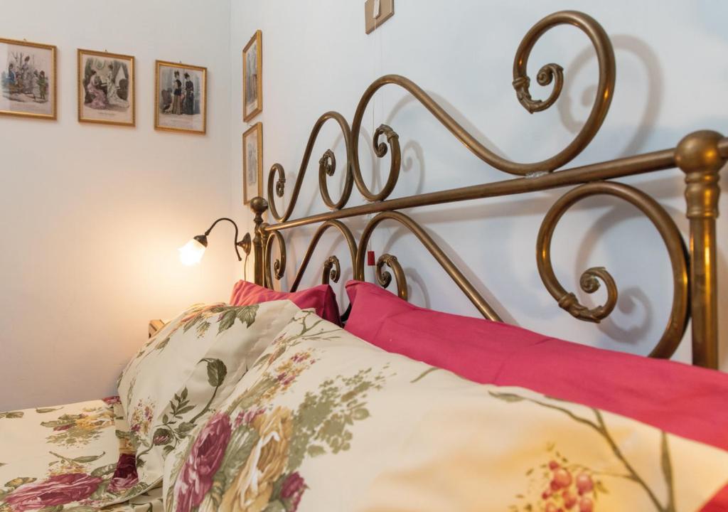 Łóżko lub łóżka w pokoju w obiekcie Il Sorgituro - Agriturismo