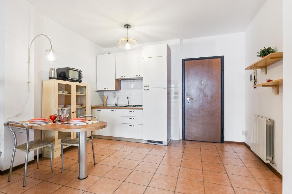 Pisa Airport & Station Cozy Flat - Private Parking