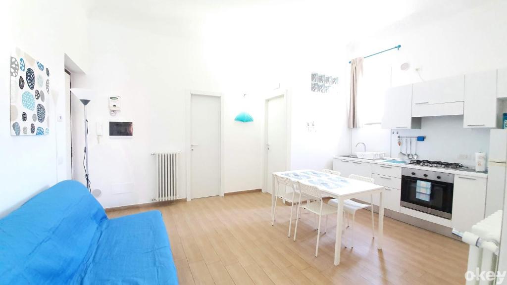 Kuchnia lub aneks kuchenny w obiekcie Domus Garruba - Casa Vacanze Bari