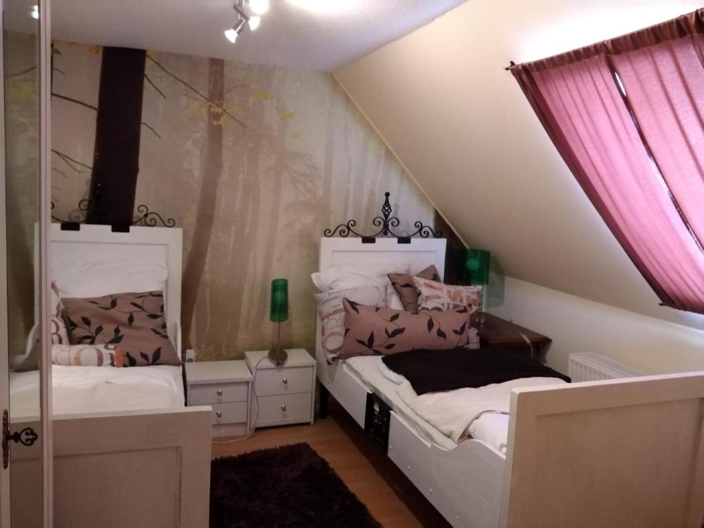 Postel nebo postele na pokoji v ubytování Ferienhaus Badetz