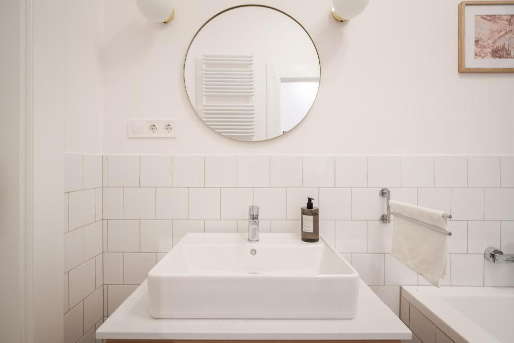 Fotografie z fotogalerie ubytování BpR Scandi Home - designer apt at Király street with AC v Budapešti