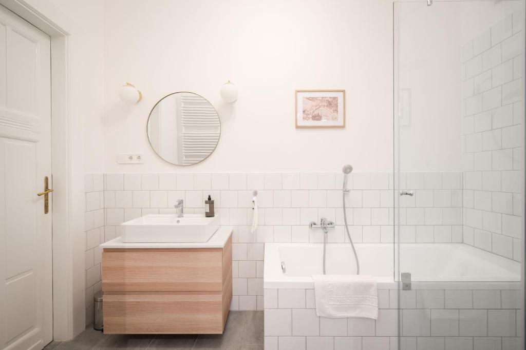 Fotografie z fotogalerie ubytování BpR Scandi Home - designer apt at Király street with AC v Budapešti