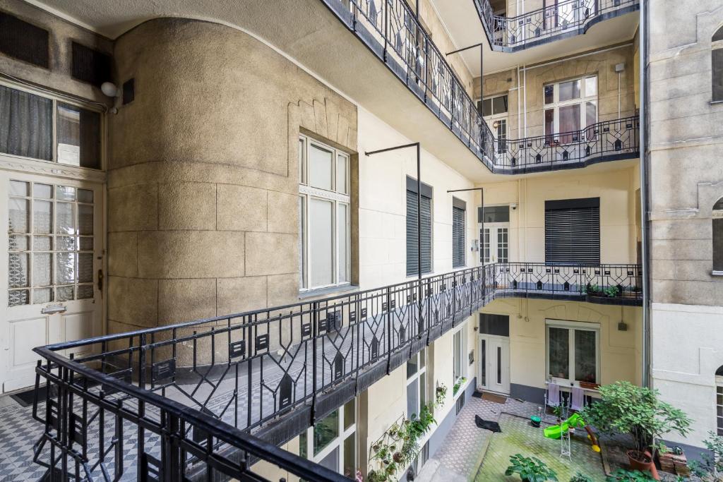 Fotografie z fotogalerie ubytování BpR Scandi Home - designer apt at Király street with AC v Budapešti