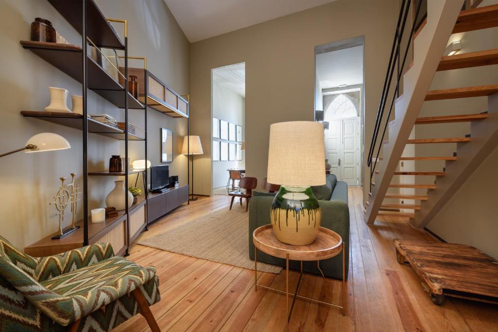 Condes de Azevedo Palace Apartments - Two-Bedroom Apartment