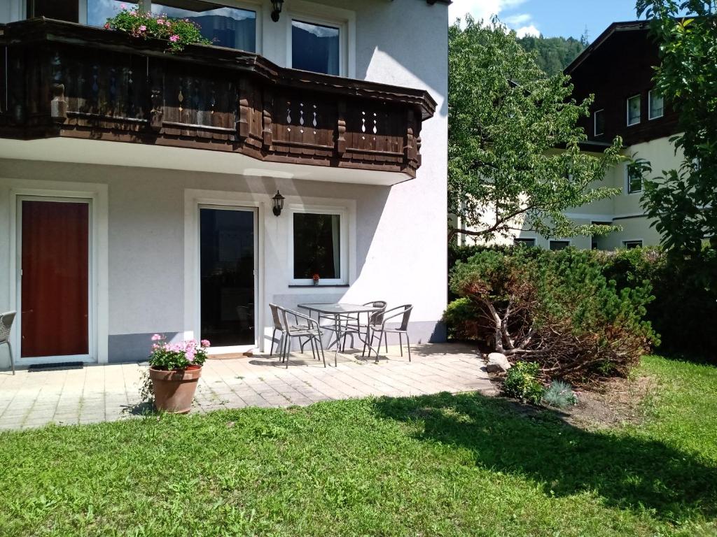 Vonkajšia záhrada v ubytovaní Haus Edelweiss Mölltal