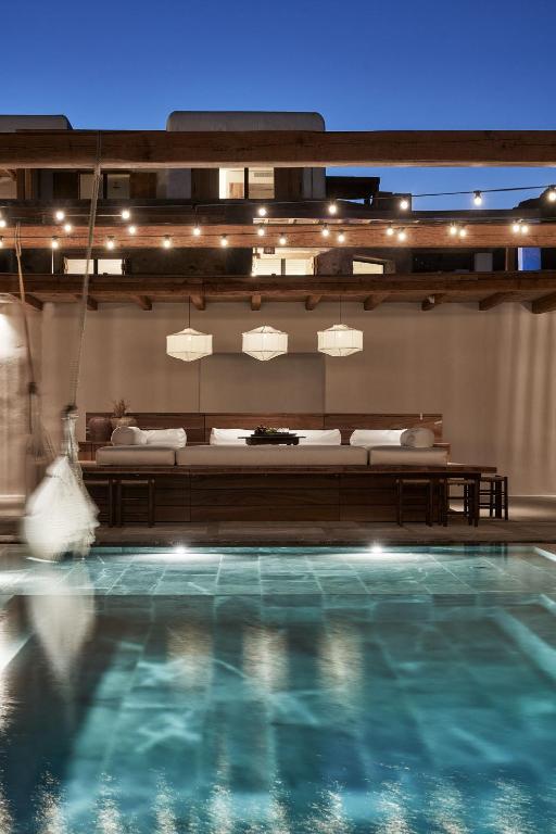 Bazén v ubytování Nomad Mykonos - Small Luxury Hotels of the World nebo v jeho okolí