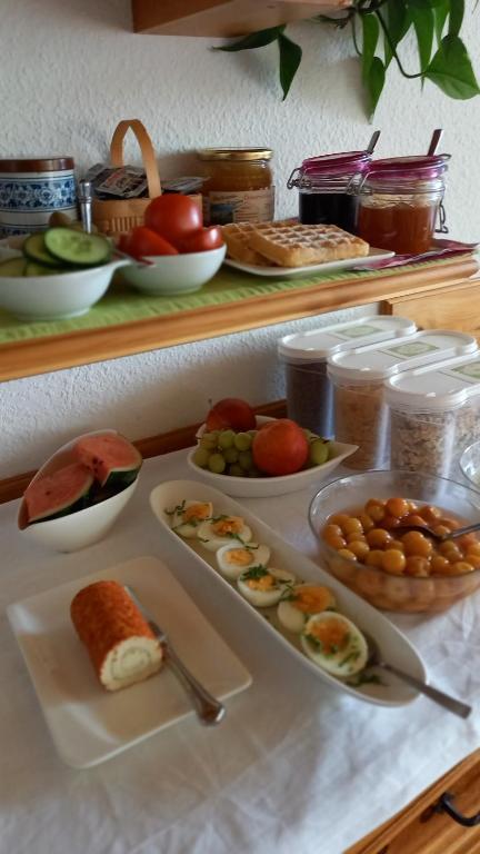 Jedlo v ubytovaní bed & breakfast alebo blízkom okolí
