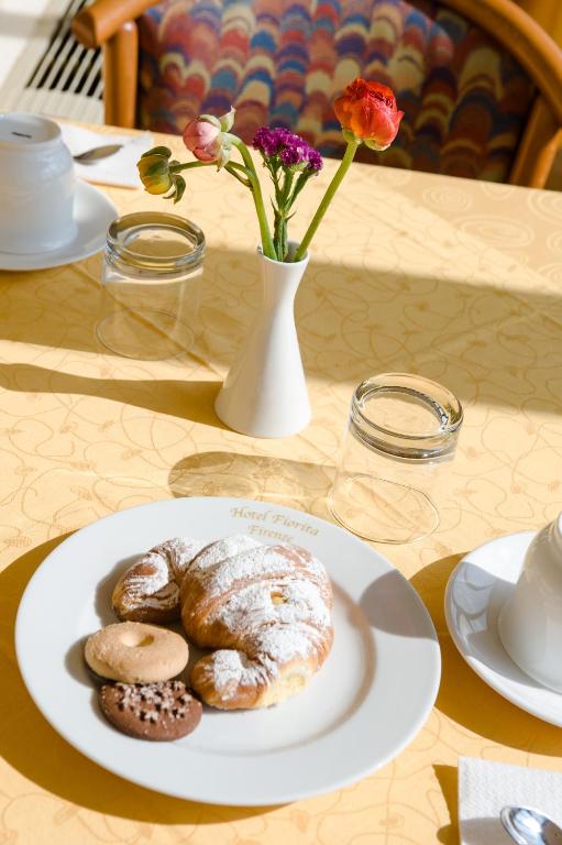 Hotel Fiorita - Resim 14