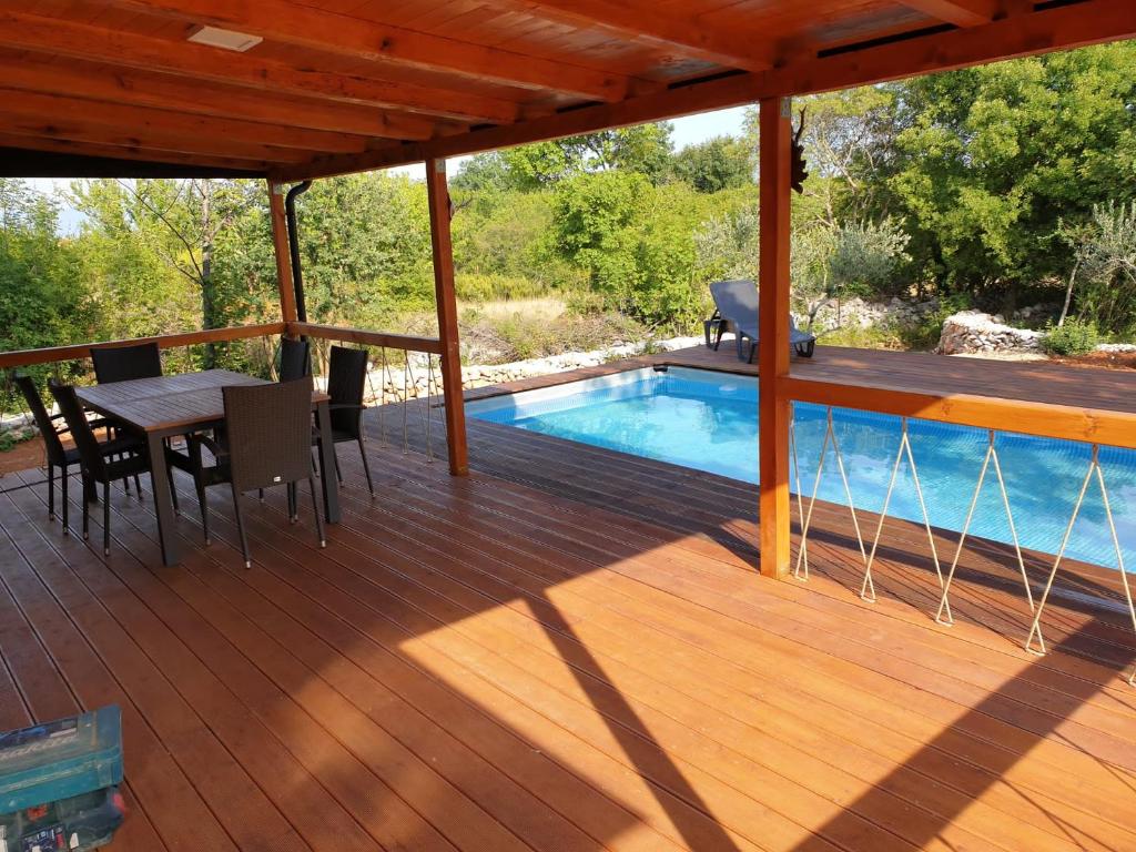 Bazén v ubytování Luxury mobile villa Melody nebo v jeho okolí
