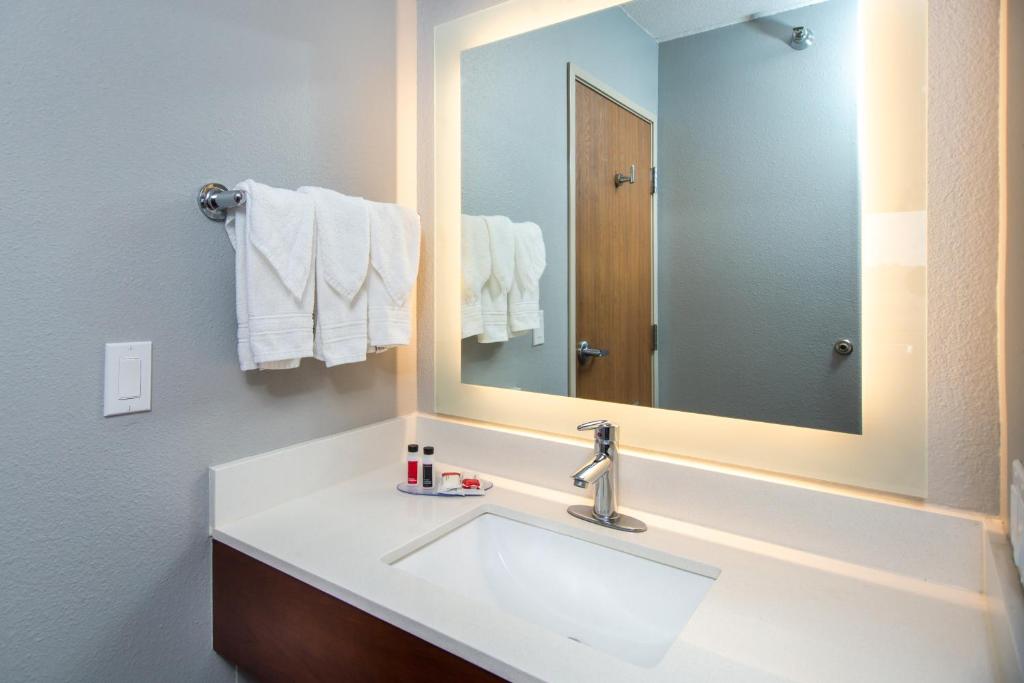 AmericInn by Wyndham Rapid City - Room King - Non-fumeur