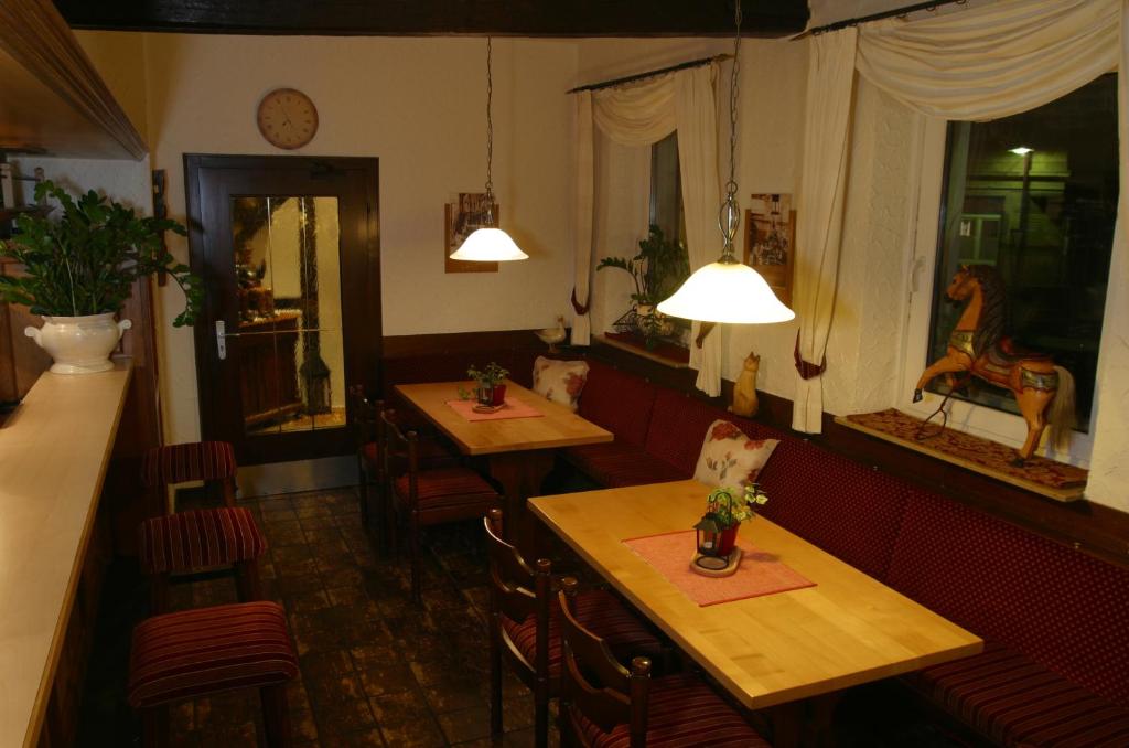 Restaurace v ubytování Hotel zur Pfalz