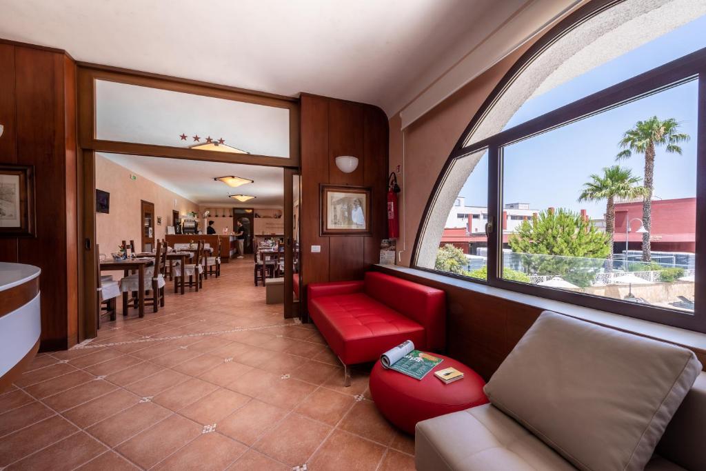 A seating area at Leone de Castris Wine Hotel
