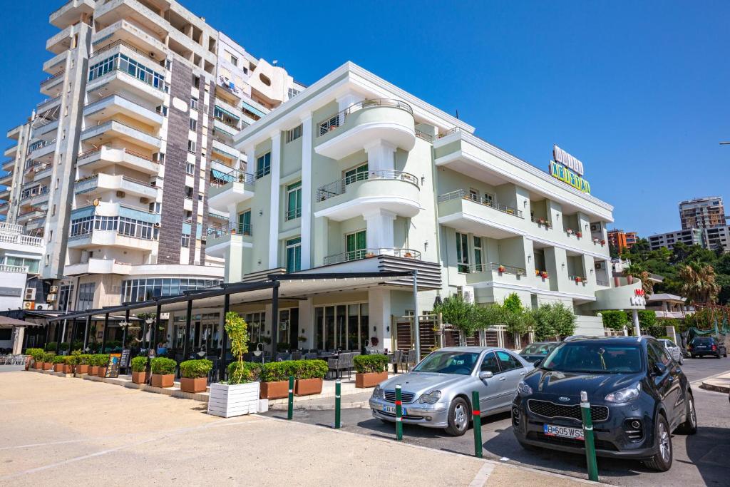 Budova, kde se hotel nachází