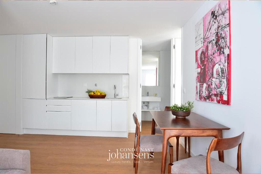 Casa Melo Alvim - by Unlock Hotels - Resim 40