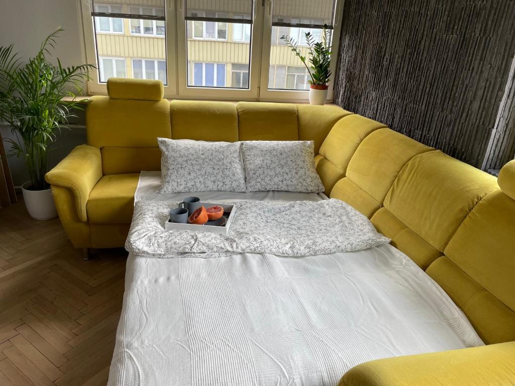 Posedenie v ubytovaní Grey Gucci Apartment City Center