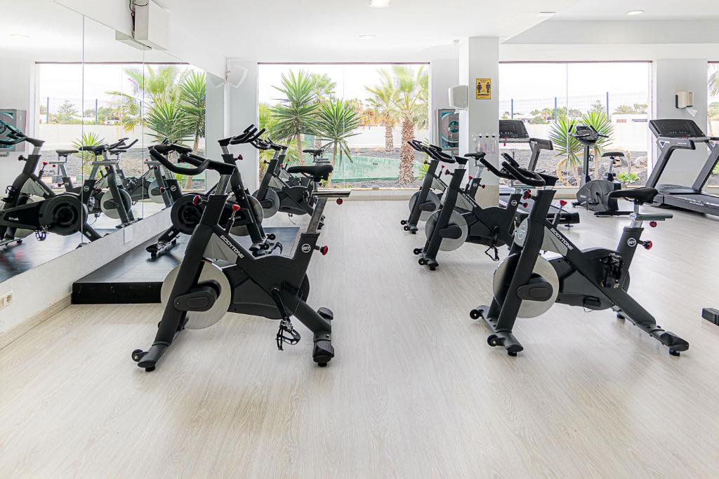 Fitness centrum a/nebo fitness zařízení v ubytování Vitalclass Lanzarote Resort