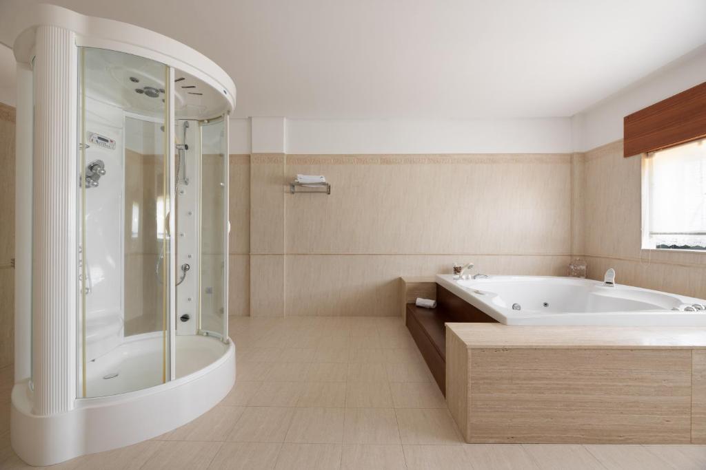 Exe Vía Argentum - Executive Suite With Terrace