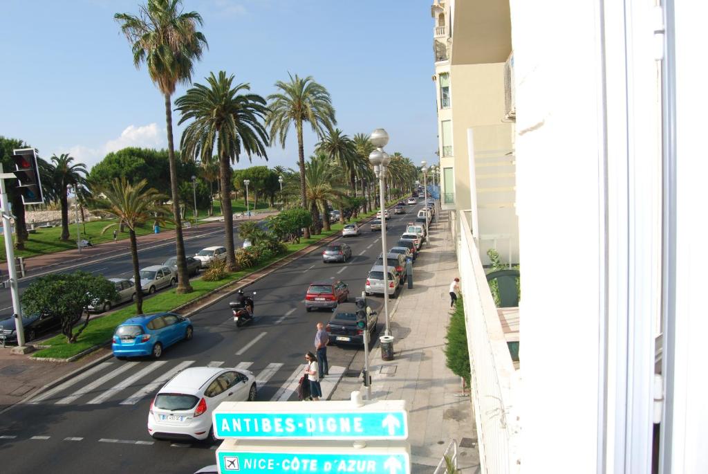 Hôtel Azur - Resim 33