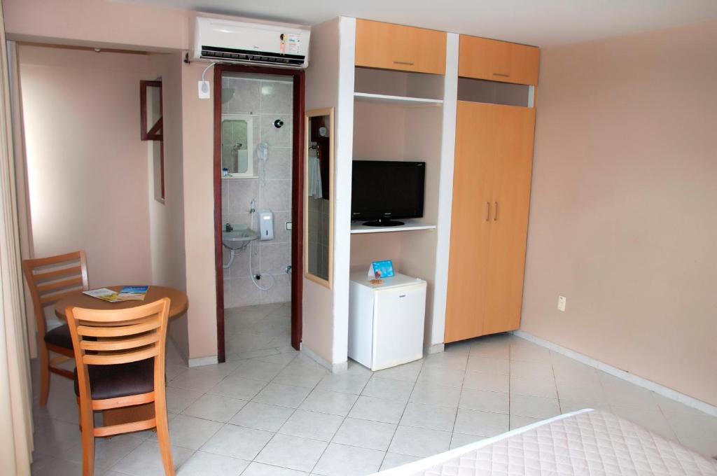  Bello Mare Hotel