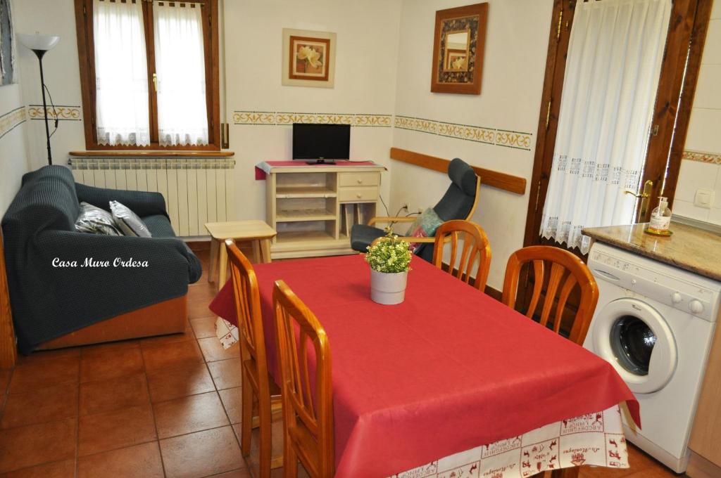 Casa Muro Ordesa - Two-Bedroom Apartment (4 Adults)