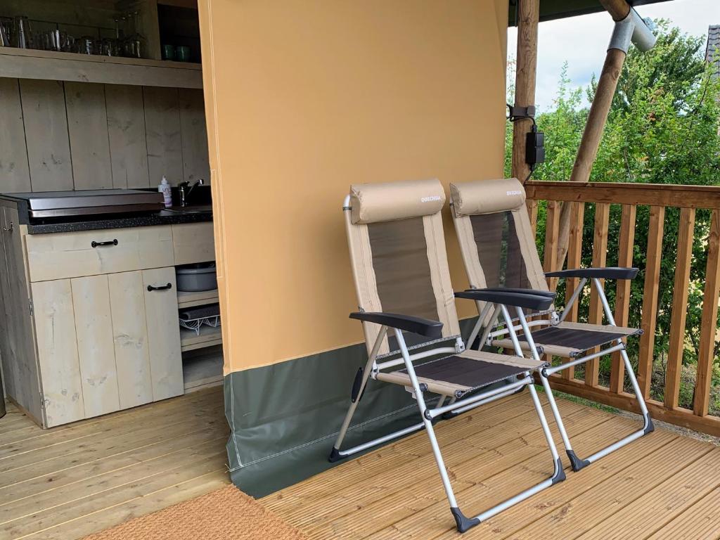 Balkón nebo terasa v ubytování Luxe safaritenten Petit013 - nieuw