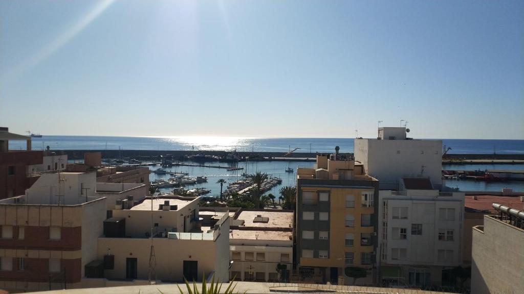 Kép Ático Puerto de Garrucha - 3 minutos de la playa - Piscina szállásáról Garruchában a galériában